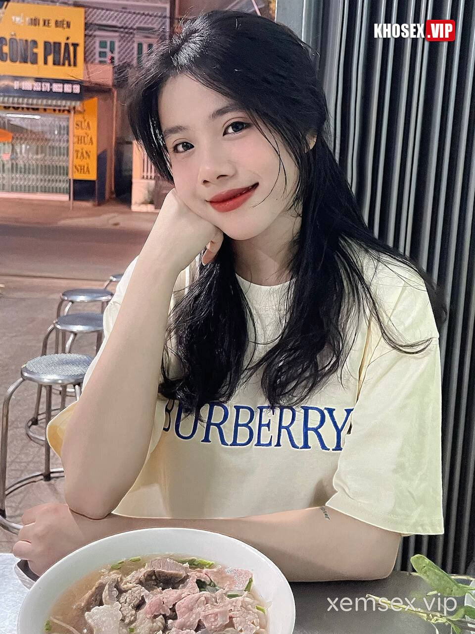 clip-sex-viet-some-em-gai-xinh-loli-dam-dang-thich-mac-lot-khe-hinh-04