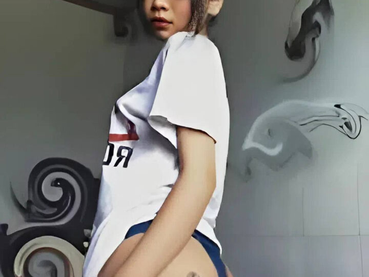 Ảnh 10 của Em dâm quá vừa đụ vừa dùng thêm sextoy mới thỏa mãn (Full Clip + Pic)
