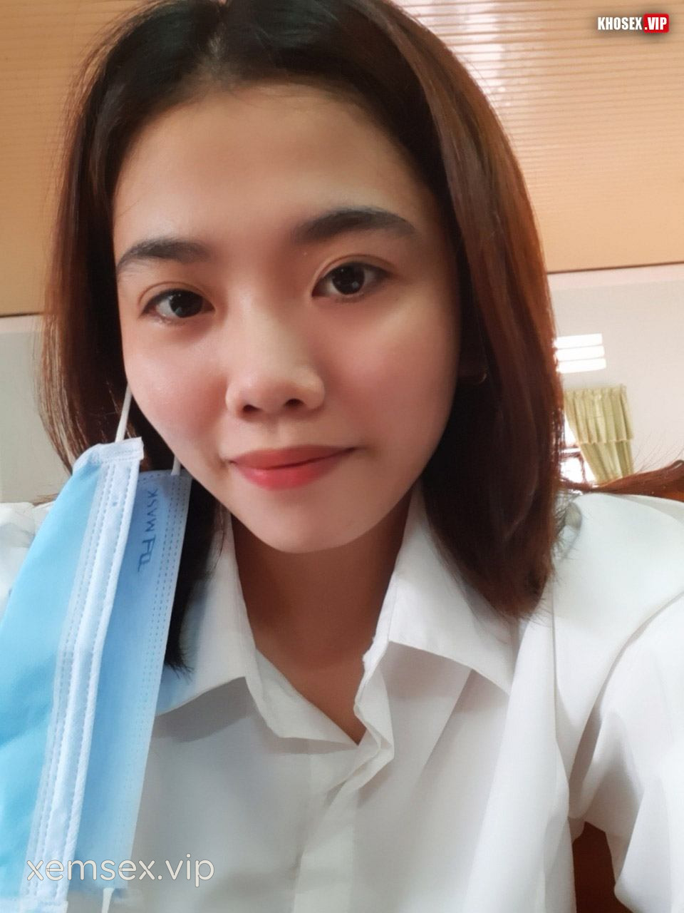 vo-bi-vo-sinh-chong-tim-ban-some-cho-vo-thoa-man-hinh-15