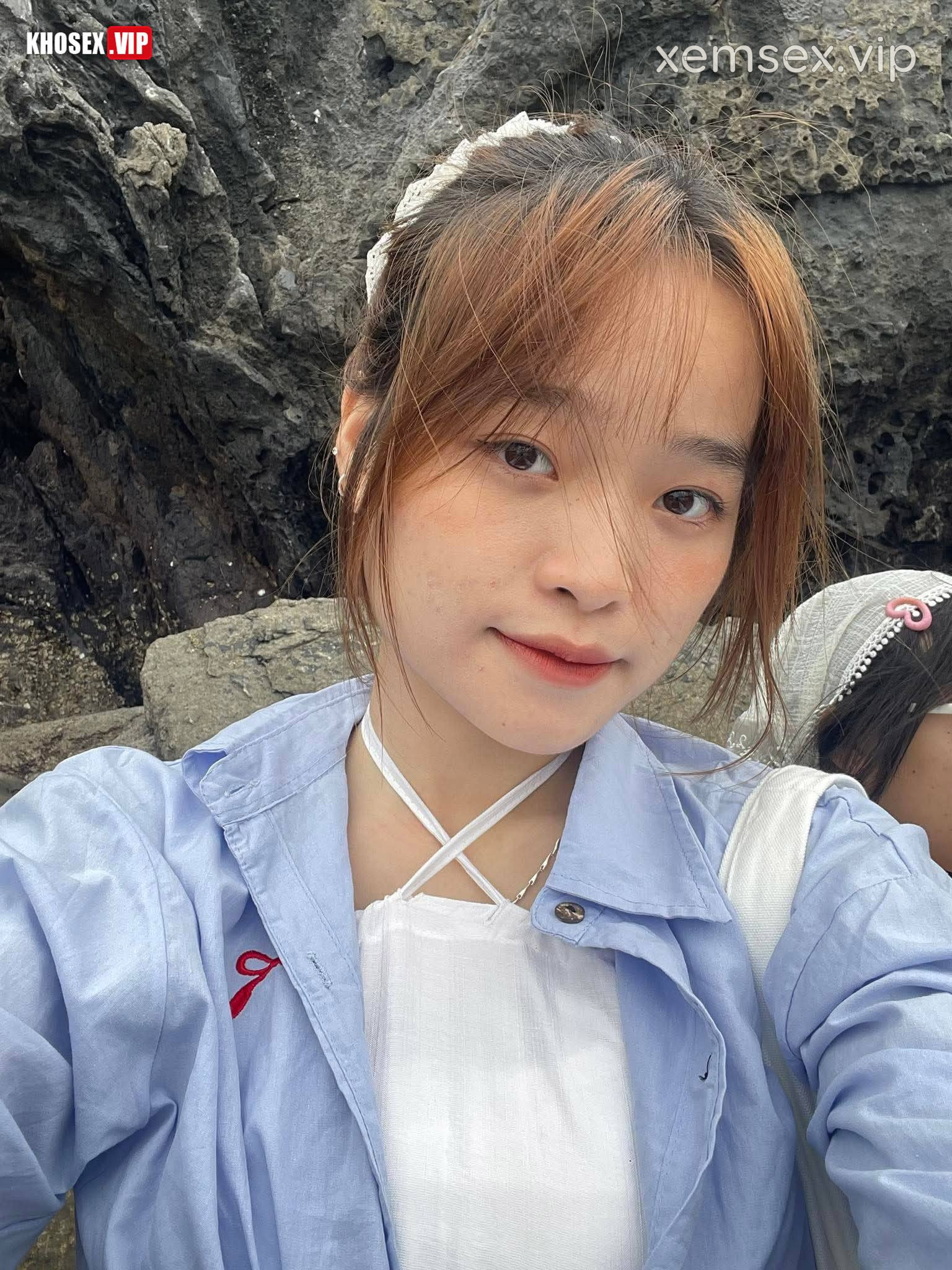 vo-dam-xinh-ngon-vl-cuoi-ngua-suong-ren-ri-hinh-01
